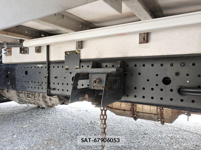 Isuzu FORWARD 2017-09 7454431-24
