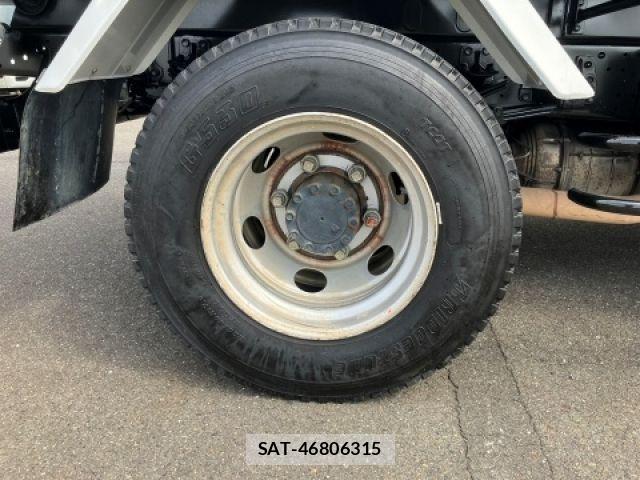 Isuzu FORWARD 2016-02 7454428-16