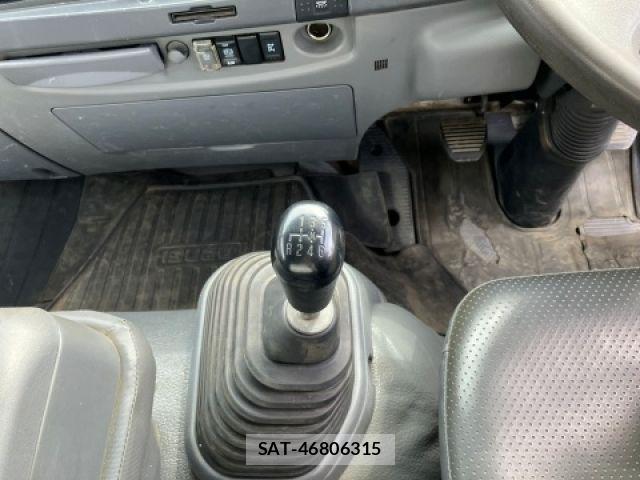 Isuzu FORWARD 2016-02 7454428-24