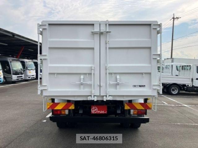 Isuzu FORWARD 2016-02 7454428-8