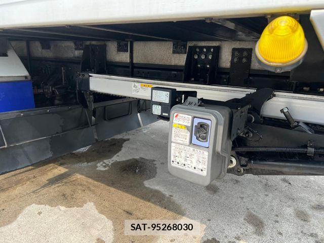 Isuzu FORWARD 2016-09 7454435-21