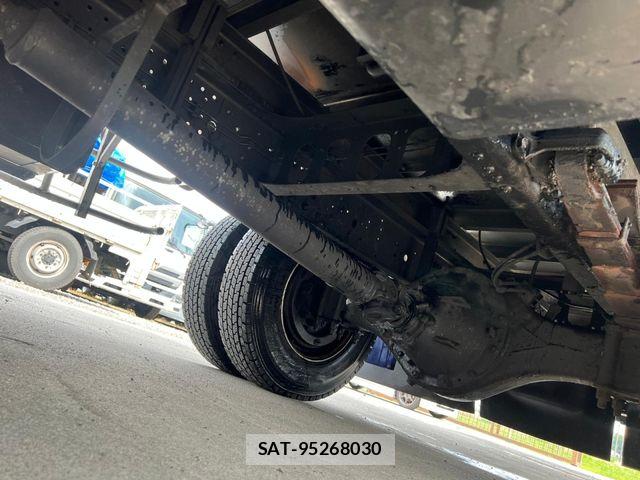 Isuzu FORWARD 2016-09 7454435-28