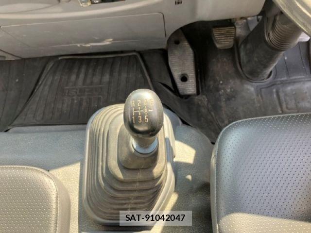 Isuzu FORWARD 2012-12 7454432-22