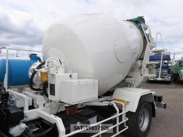 Isuzu FORWARD 2025-07 7500636-9