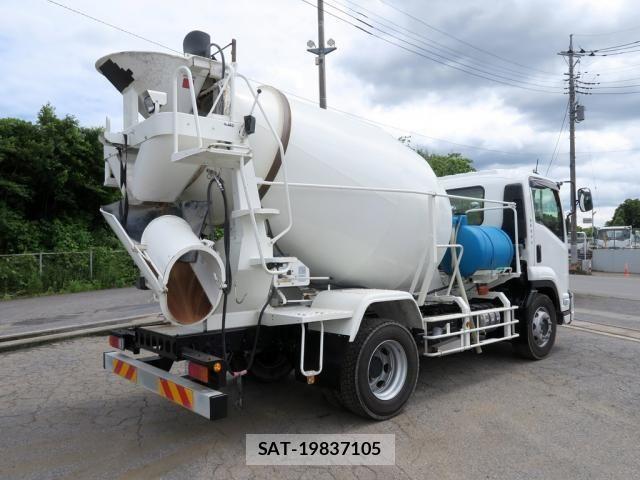 Isuzu FORWARD 2025-07 7500636-3