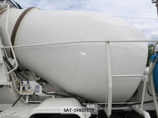 Isuzu FORWARD 2025-07 7500636-5