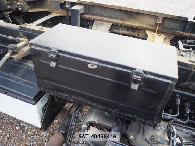 Isuzu FORWARD 2017-10 7500653-14
