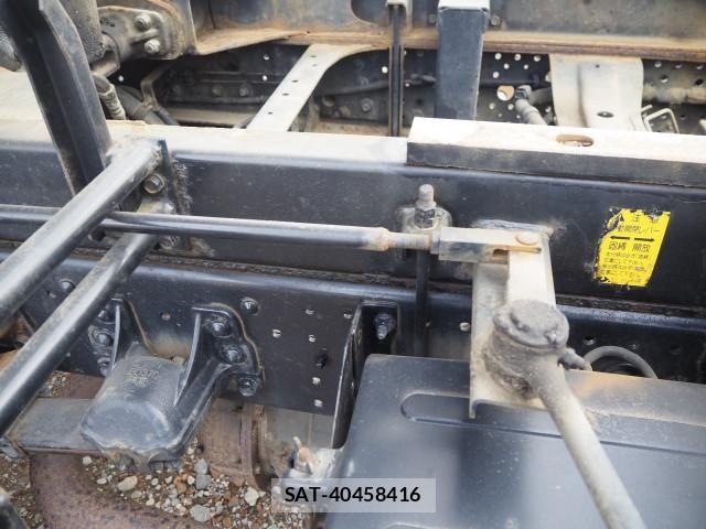 Isuzu FORWARD 2017-10 7500653-16
