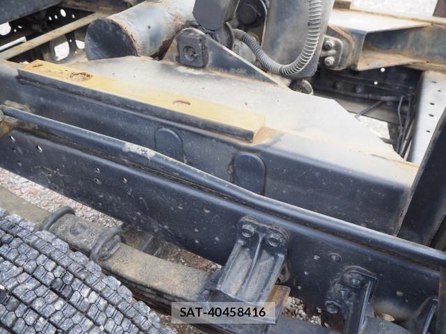 Isuzu FORWARD 2017-10 7500653-17