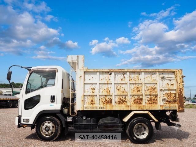 Isuzu FORWARD 2017-10 7500653-1