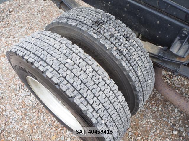 Isuzu FORWARD 2017-10 7500653-19