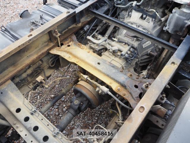 Isuzu FORWARD 2017-10 7500653-24