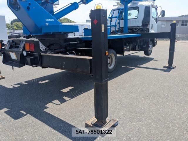 Isuzu FORWARD 2016-08 7500637-9