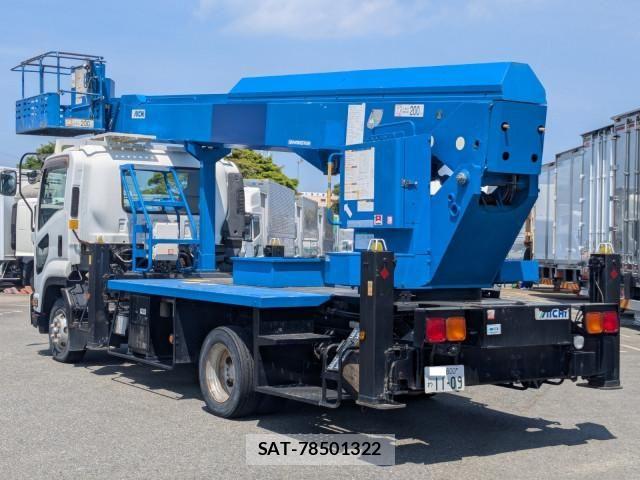 Isuzu FORWARD 2016-08 7500637-3