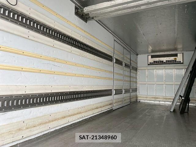 Isuzu FORWARD 2018-09 7500648-12