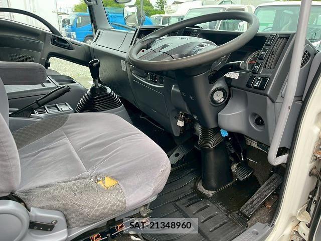 Isuzu FORWARD 2018-09 7500648-16