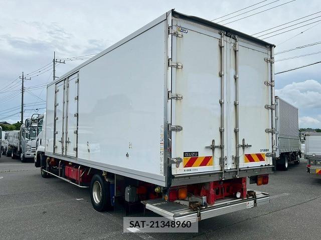 Isuzu FORWARD 2018-09 7500648-7