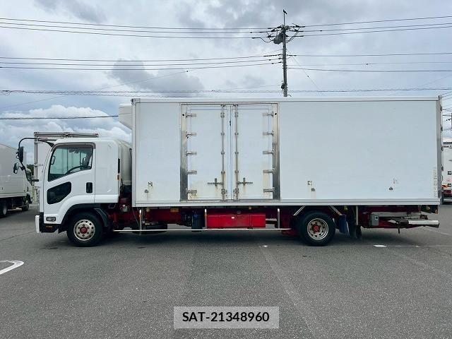 Isuzu FORWARD 2018-09 7500648-8