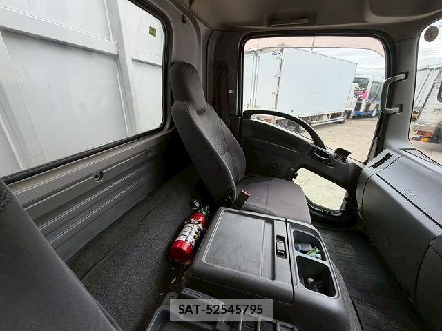 Isuzu FORWARD 2013-07 7500655-27