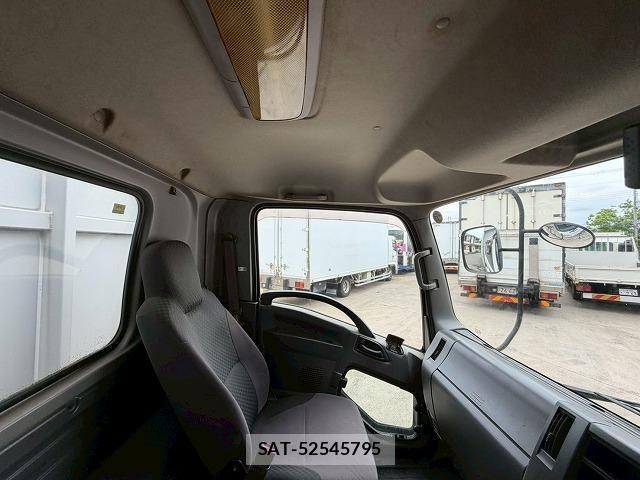 Isuzu FORWARD 2013-07 7500655-29