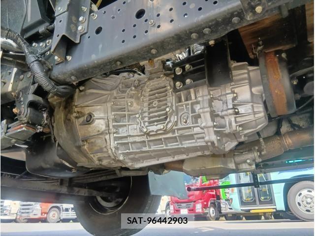 Isuzu FORWARD 2012-02 7500641-11
