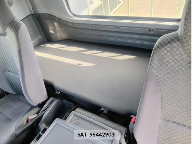 Isuzu FORWARD 2012-02 7500641-21