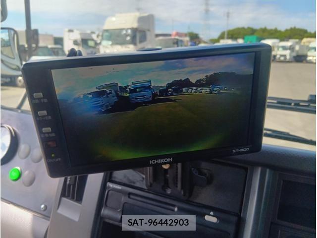 Isuzu FORWARD 2012-02 7500641-26