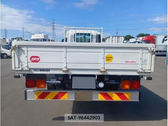 Isuzu FORWARD 2012-02 7500641-3