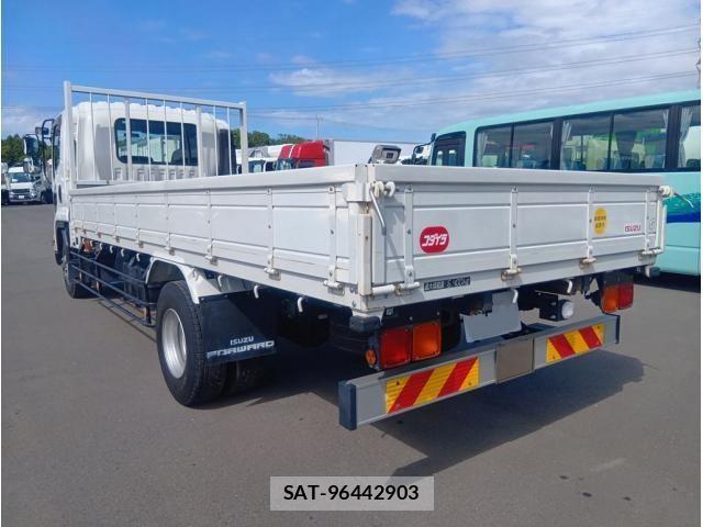 Isuzu FORWARD 2012-02 7500641-6