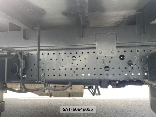 Isuzu FORWARD 2019-01 7500654-21