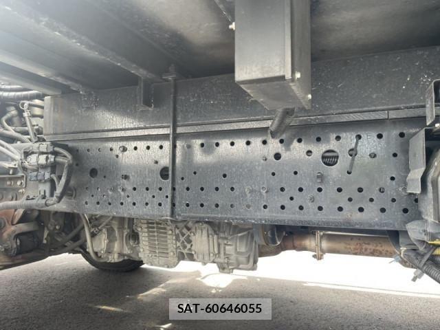 Isuzu FORWARD 2019-01 7500654-24