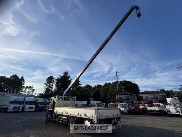 Isuzu FORWARD 2019-07 7500638-15