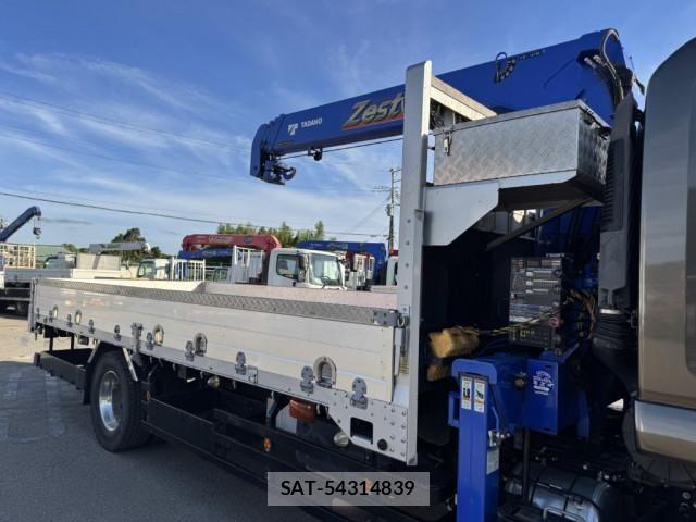 Isuzu FORWARD 2019-07 7500638-6
