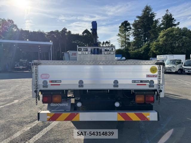 Isuzu FORWARD 2019-07 7500638-8