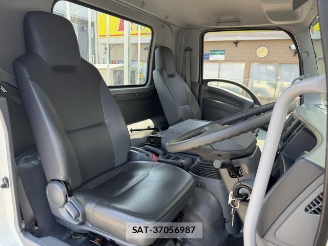 Isuzu FORWARD 2019-12 7500644-12