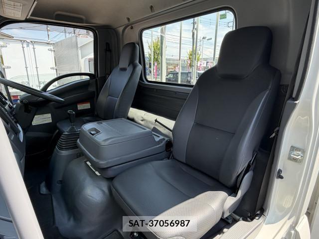 Isuzu FORWARD 2019-12 7500644-20