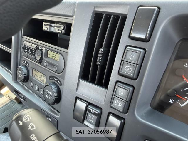 Isuzu FORWARD 2019-12 7500644-21
