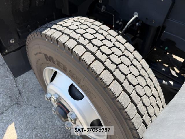 Isuzu FORWARD 2019-12 7500644-26