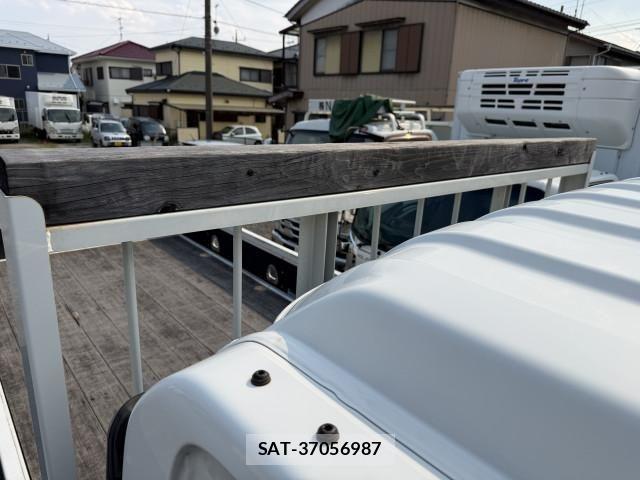 Isuzu FORWARD 2019-12 7500644-5