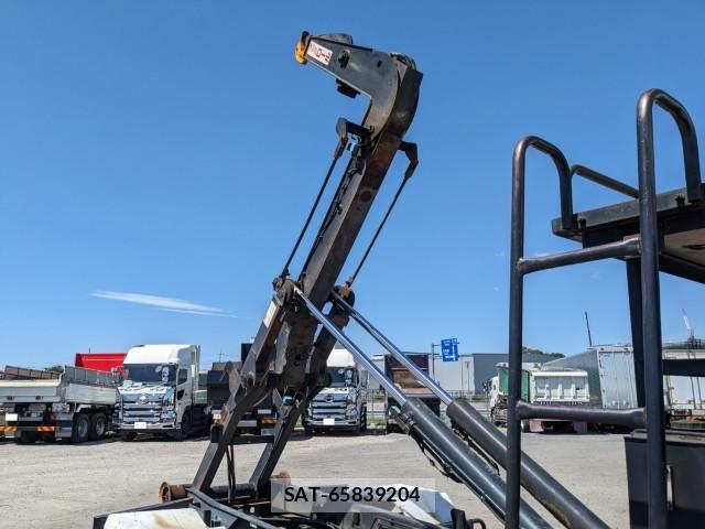 Isuzu FORWARD 2010-12 7500647-19