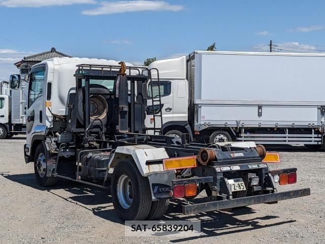 Isuzu FORWARD 2010-12 7500647-2