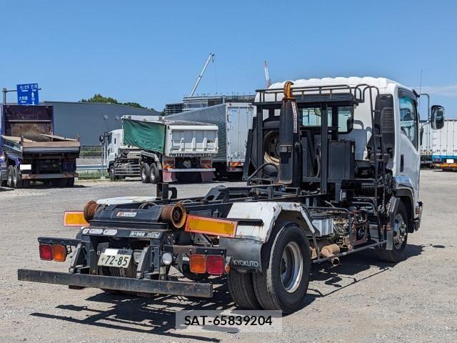Isuzu FORWARD 2010-12 7500647-3