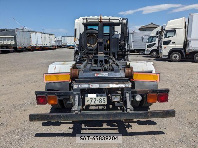 Isuzu FORWARD 2010-12 7500647-4