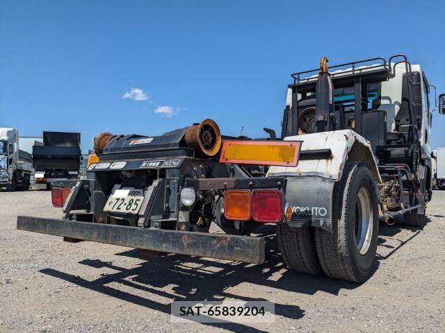 Isuzu FORWARD 2010-12 7500647-5