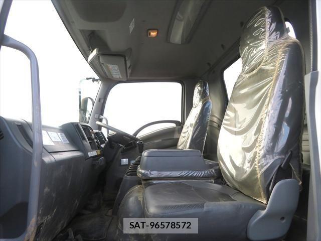 Isuzu FORWARD 2011-12 7508710-29