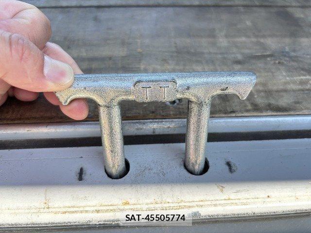 Isuzu FORWARD 2019-01 7500651-12
