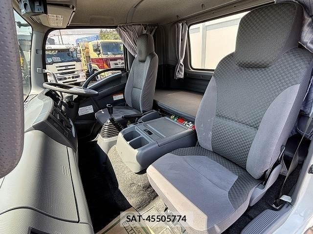Isuzu FORWARD 2019-01 7500651-18