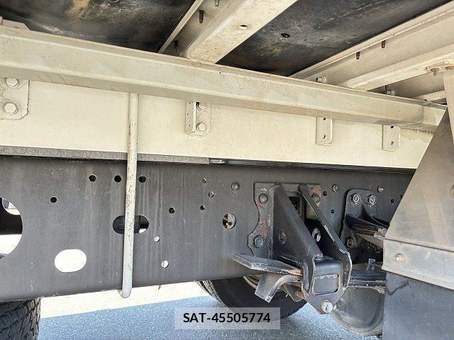Isuzu FORWARD 2019-01 7500651-21