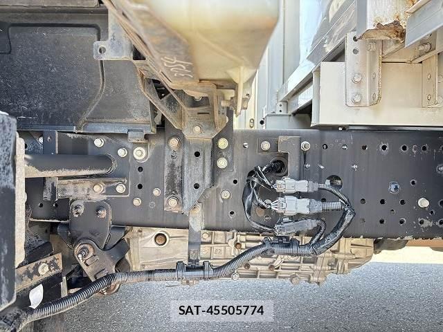 Isuzu FORWARD 2019-01 7500651-22