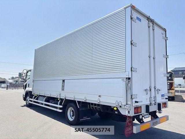 Isuzu FORWARD 2019-01 7500651-5